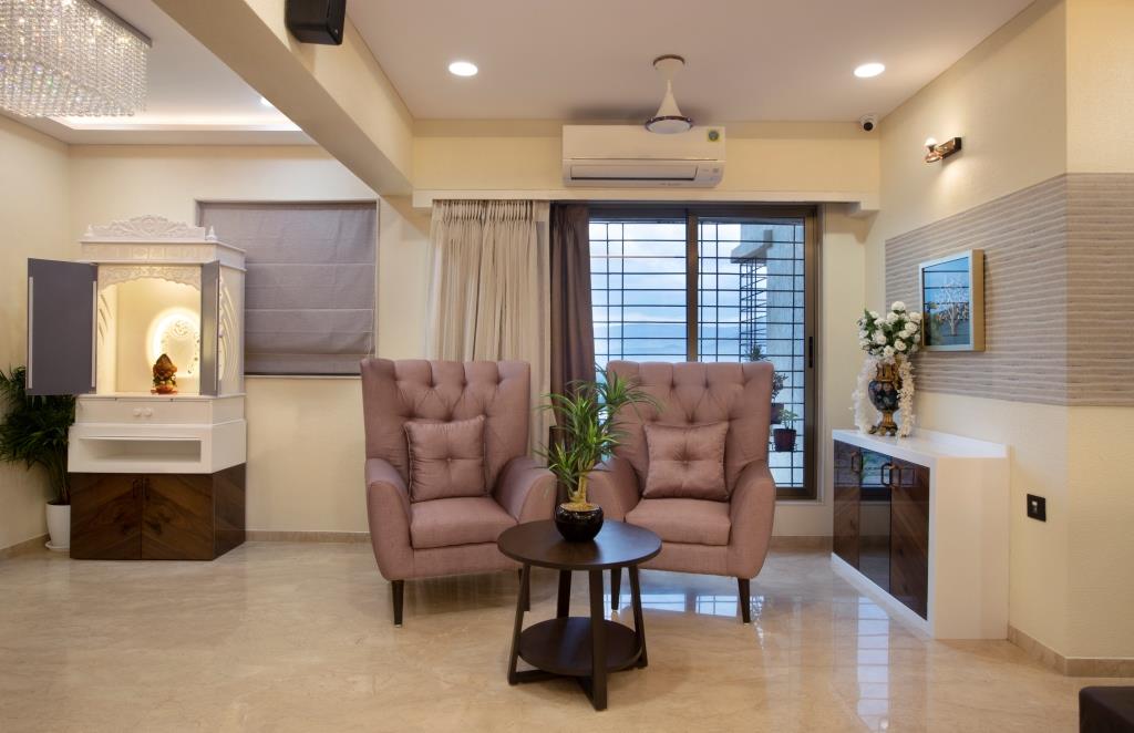 Couch and accent chair design in Mumbai